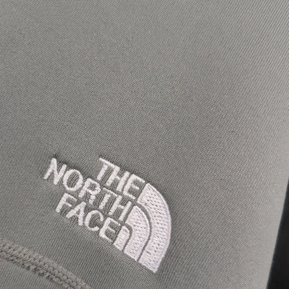 The North Face Pullover Men's Large Gray Summit Series Gorp Quarter Zip Sweater